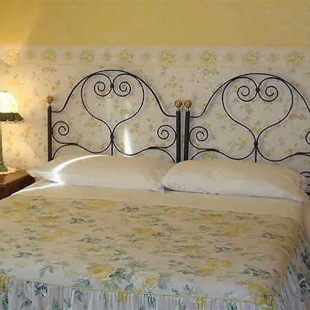 Couette-café Dolce Casa 3*